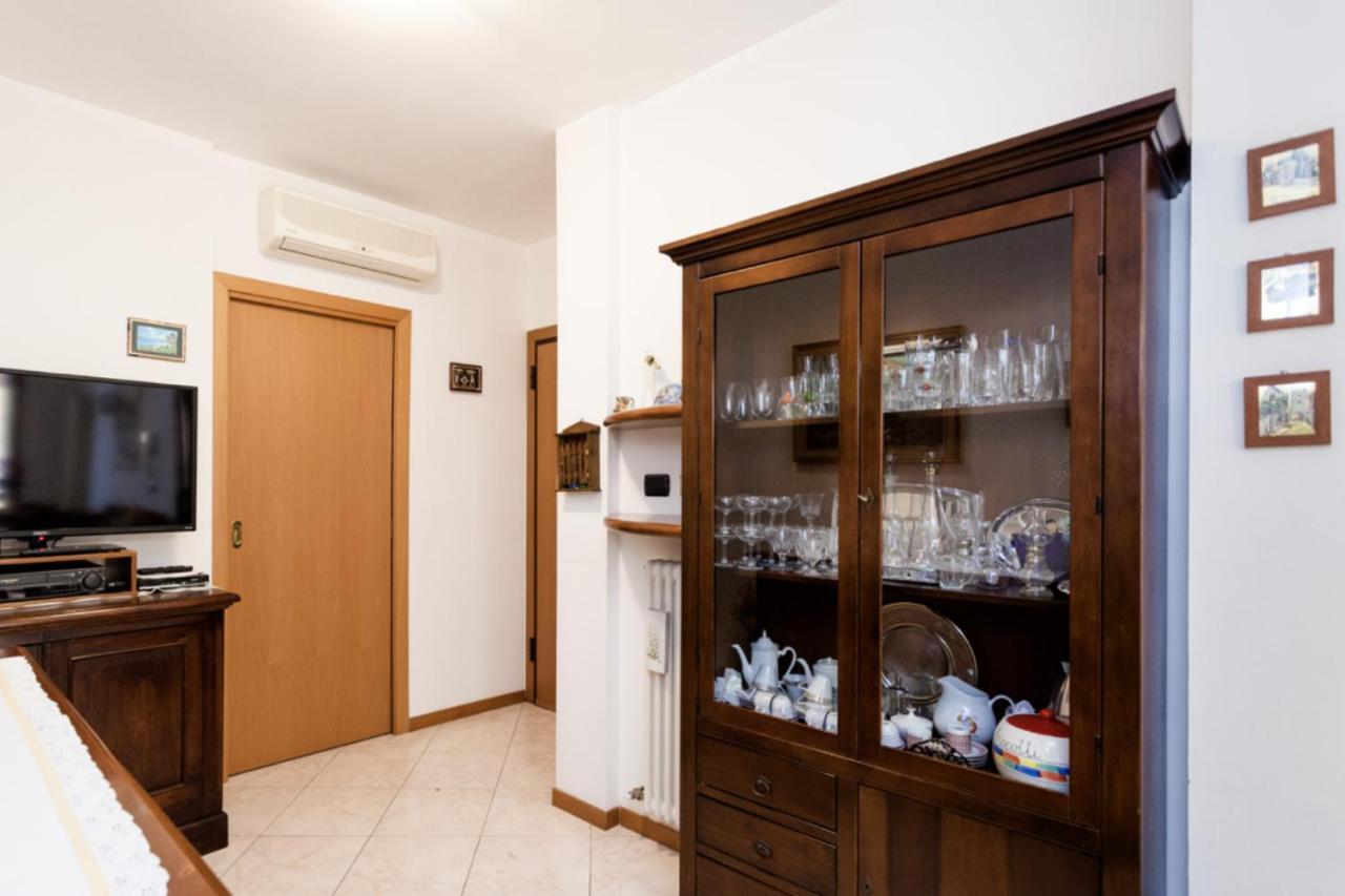 Apartamento Relax In Collina Misano Adriatico Exterior foto