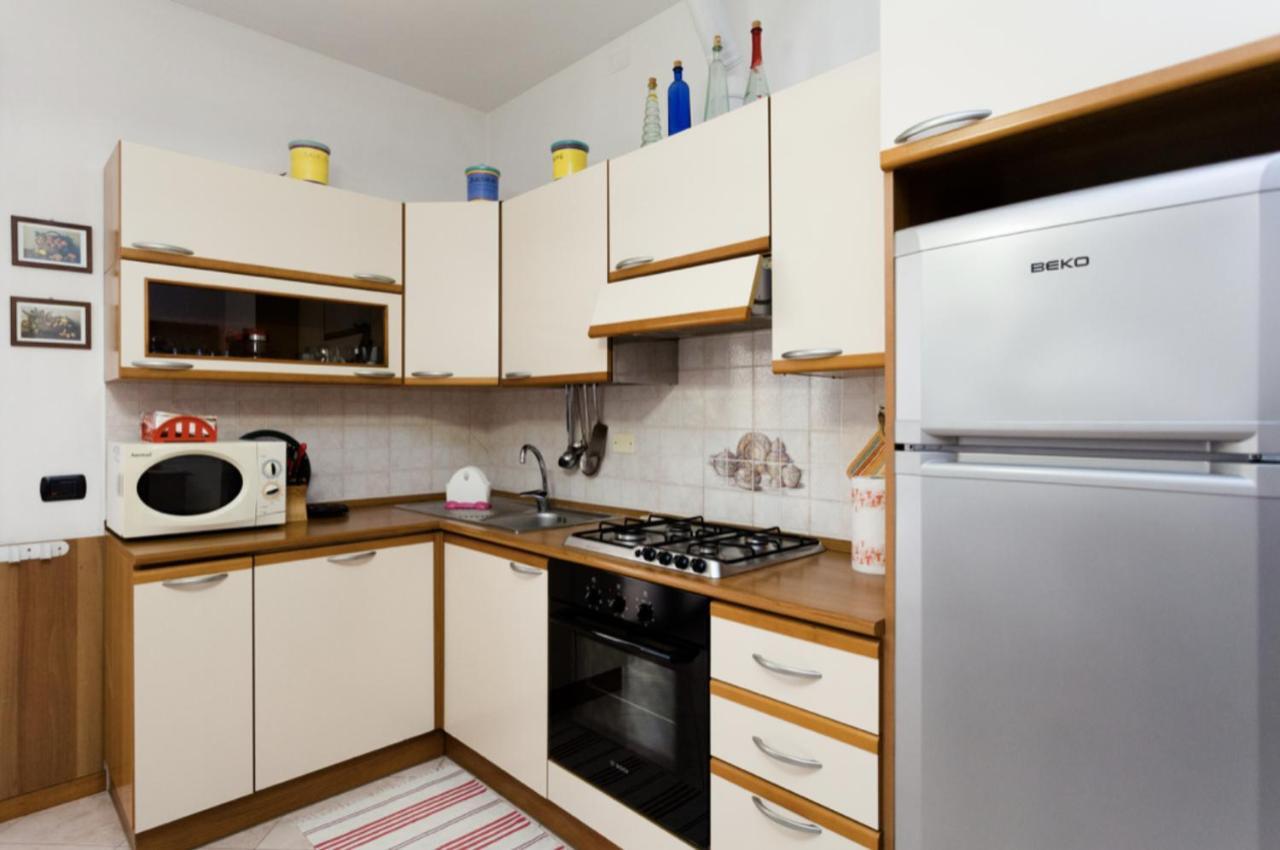 Apartamento Relax In Collina Misano Adriatico Exterior foto