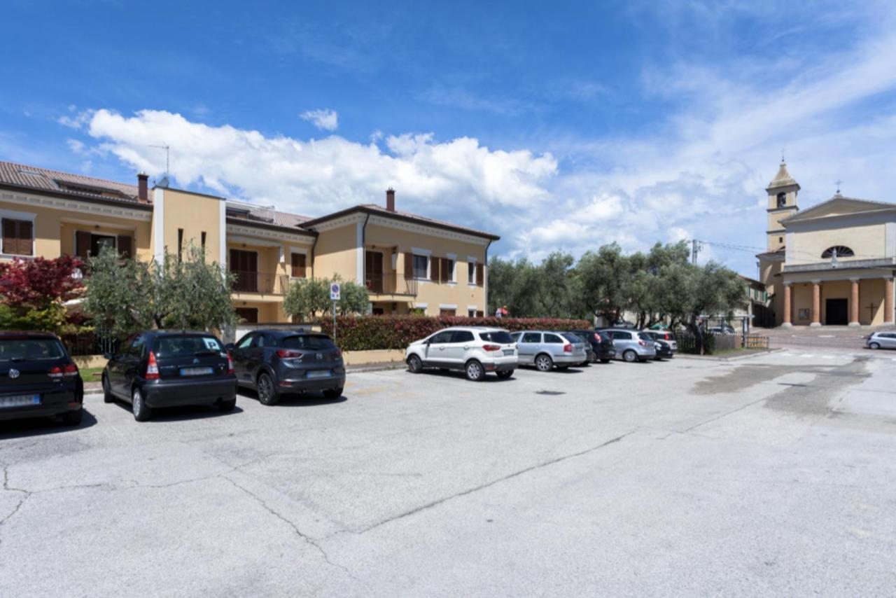 Apartamento Relax In Collina Misano Adriatico Exterior foto