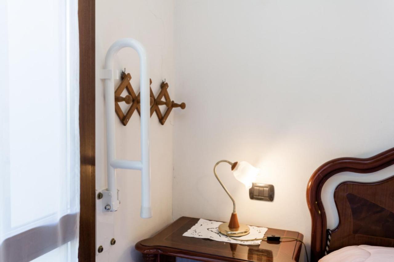 Apartamento Relax In Collina Misano Adriatico Exterior foto